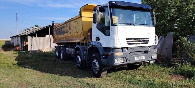 Iveco Trakker-2