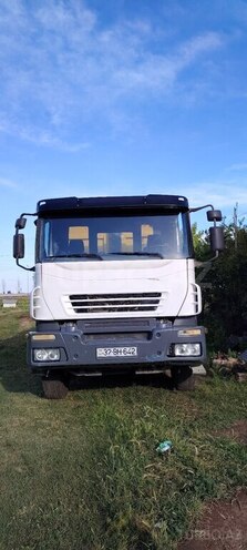 Iveco Trakker-1