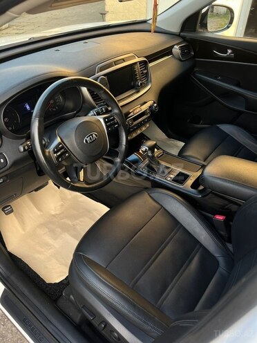 Kia Sorento-7