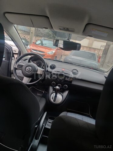 Mazda 2-12