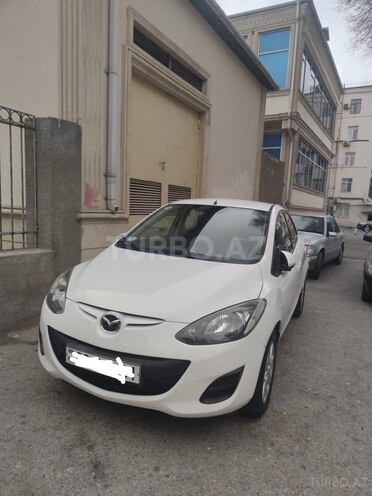 Mazda 2-2