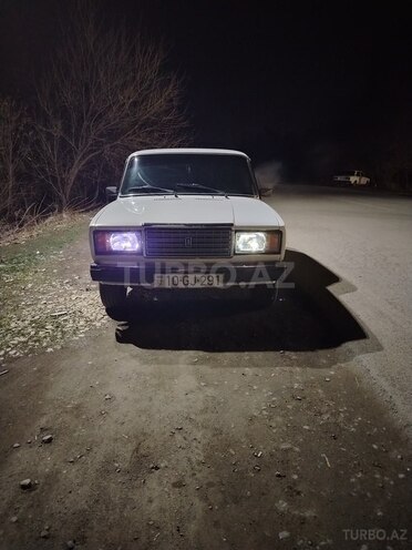 LADA (VAZ) 2107-1