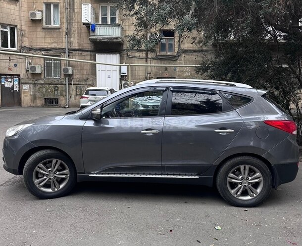 Hyundai ix35-6