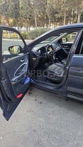 Hyundai Santa Fe-20