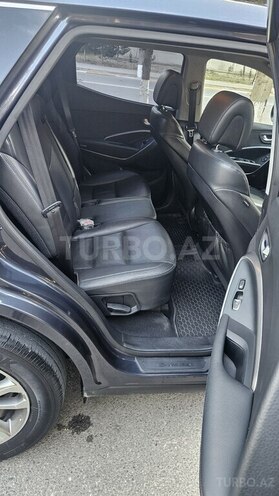 Hyundai Santa Fe-18