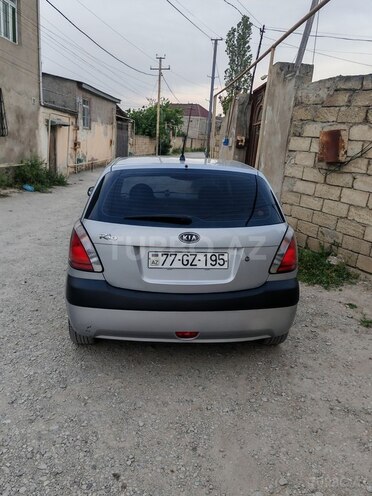 Kia Rio-2