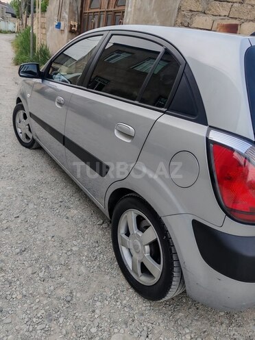Kia Rio-3
