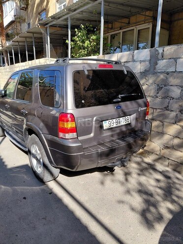 Ford Escape-4