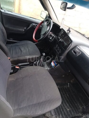 Volkswagen Golf-8