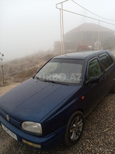 Volkswagen Golf-5