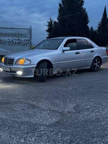 Mercedes C 240-3