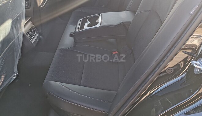 Toyota Camry-12