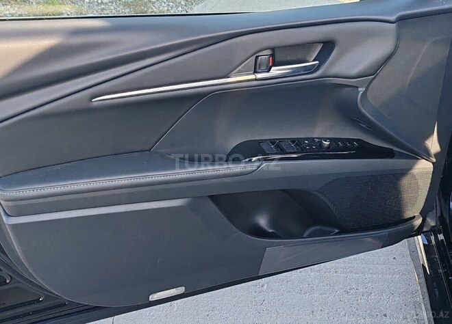 Toyota Camry-9