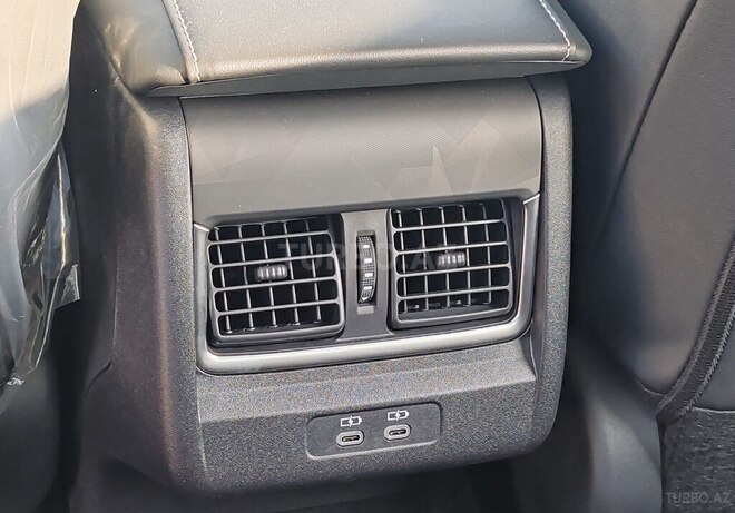 Toyota Camry-24