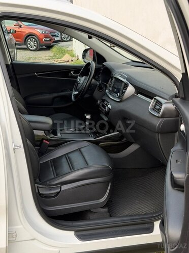 Kia Sorento-15