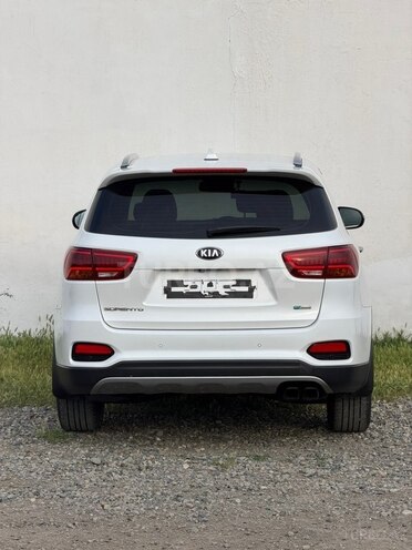 Kia Sorento-6