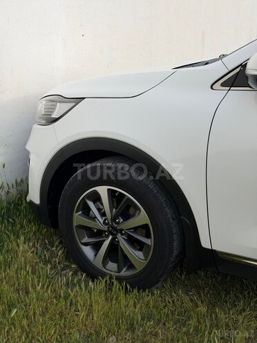 Kia Sorento-18