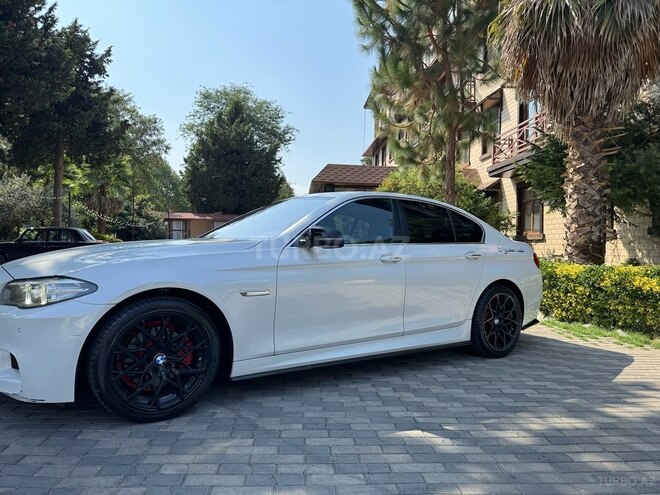 BMW 528-2
