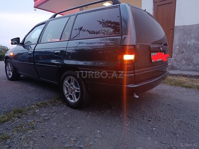 Opel Astra-4