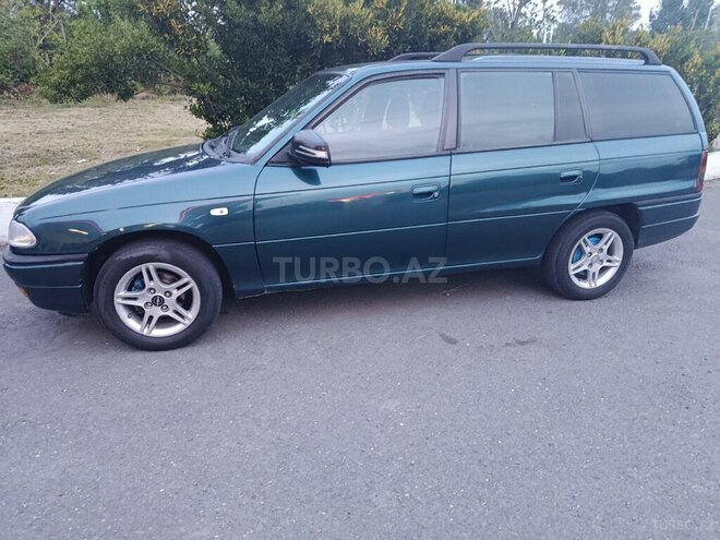 Opel Astra-7