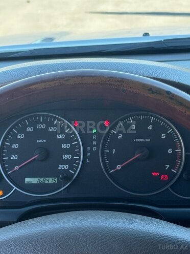 Toyota Land Cruiser Prado-8