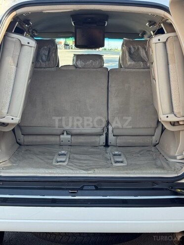 Toyota Land Cruiser Prado-12