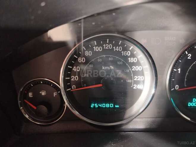 Jeep Commander-10