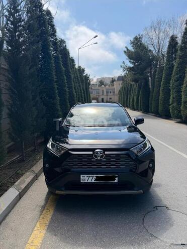 Toyota RAV4-3