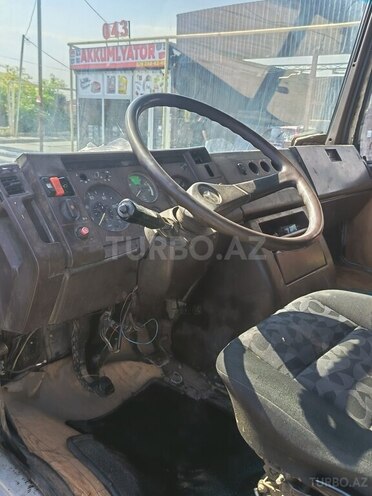 Mercedes 809 D-2