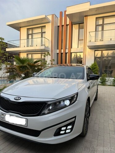 Kia Optima-3