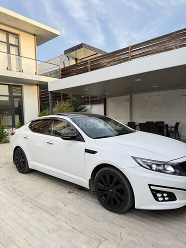 Kia Optima-4