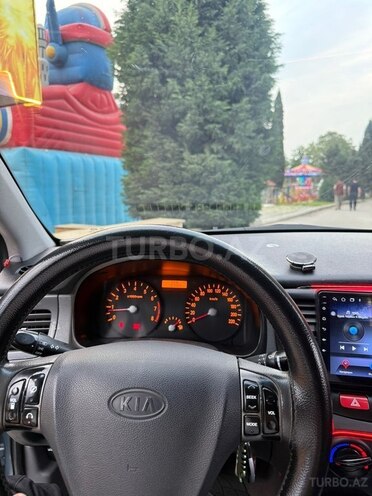 Kia Rio-16