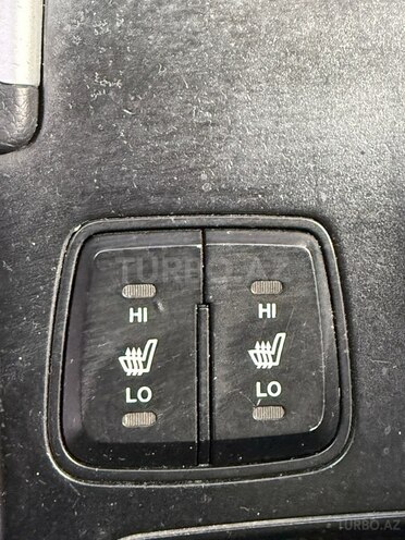 Hyundai Sonata-19
