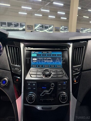 Hyundai Sonata-20
