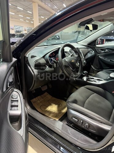Chevrolet Malibu-11