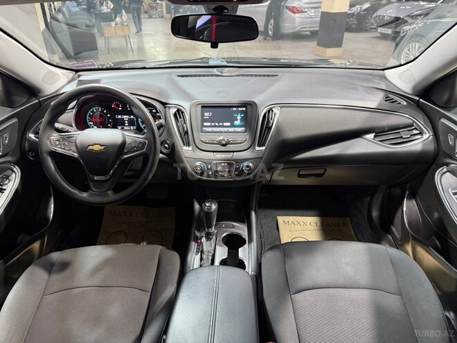 Chevrolet Malibu-14