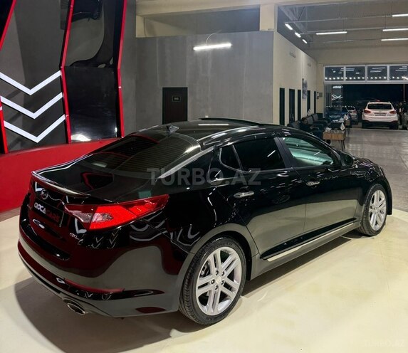Kia Optima-11