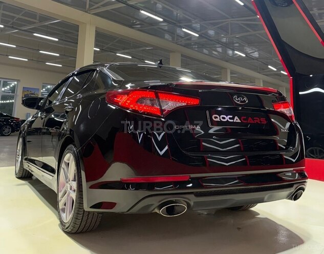 Kia Optima-12