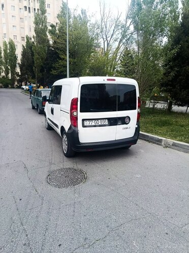 Fiat Doblo-3