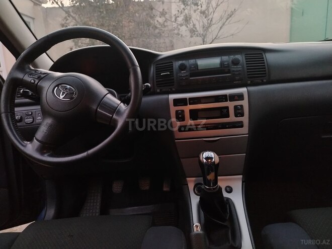 Toyota Corolla-4