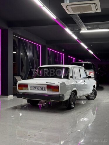 LADA (VAZ) 2107-5