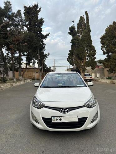 Hyundai i20-2