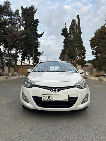 Hyundai i20-1
