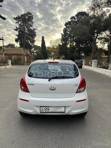 Hyundai i20-5