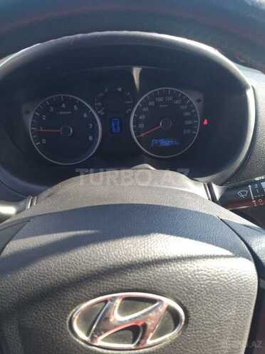 Hyundai i20-7