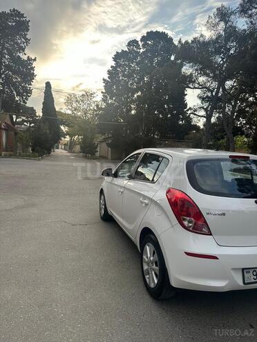Hyundai i20-9