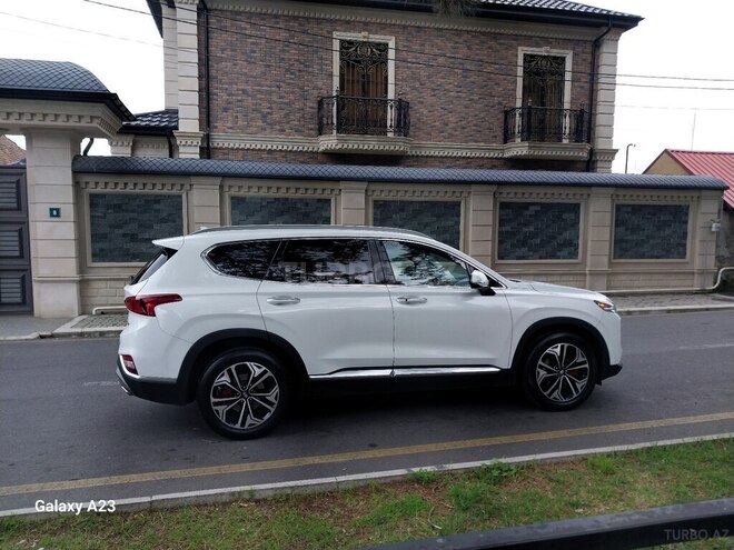 Hyundai Santa Fe-6