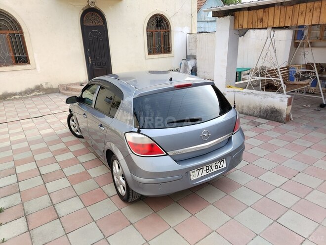 Opel Astra-10