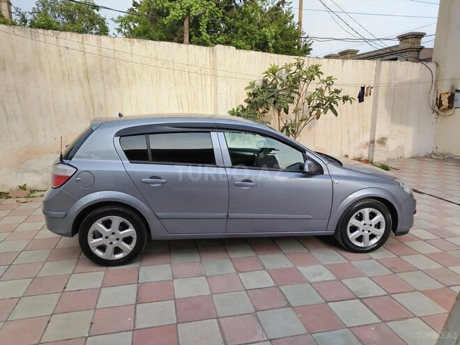 Opel Astra-8