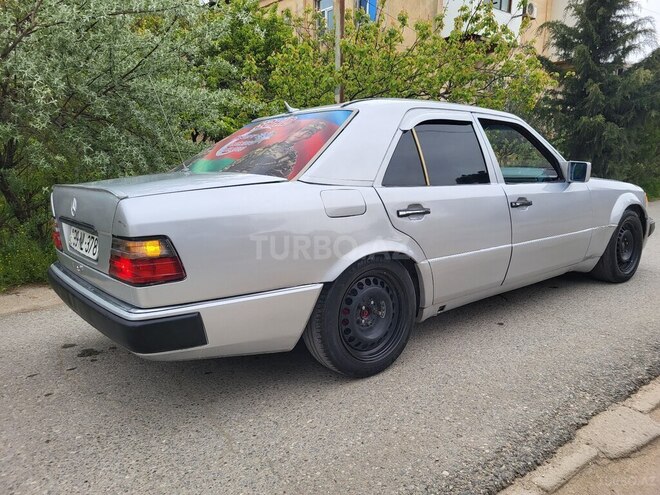 Mercedes E 220-8